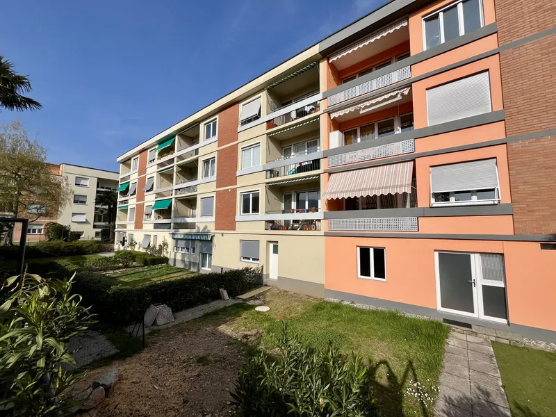 AFFITTASI SPAZIOSO ATTICO 3.5 LOCALI CON BALCONE A SAVOSA, foto 9