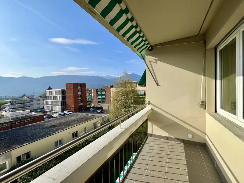 AFFITTASI SPAZIOSO ATTICO 3.5 LOCALI CON BALCONE A SAVOSA, foto 4
