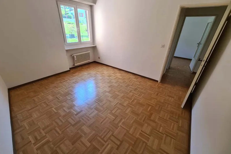 APPARTAMENTO 4 LOCALI CON PISCINA CONDOMINIALE A CADRO, foto 10