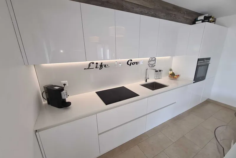 MODERNO APPARTAMENTO 4.5 LOCALI CON TERRAZZA A PREGASSONA, foto 4