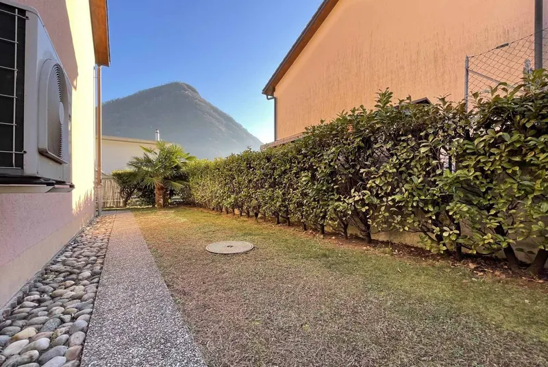 SPAZIOSA CASA 4.5 LOCALI CON GIARDINO PRIVATO A MEZZOVICO, Foto 13