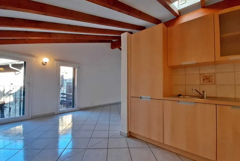 AFFITTASI CASETTA INDIPENDENTE 2.5 LOCALI AD AGNO, Foto 4
