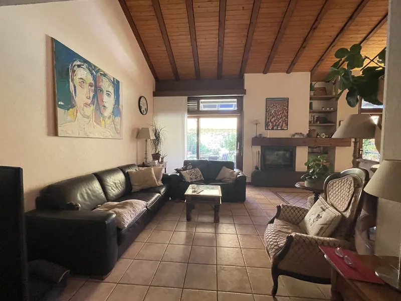 VILLETTA 6.5 LOCALI CON AMPIO GIARDINO E PISCINA AD ORIGLIO, foto 2