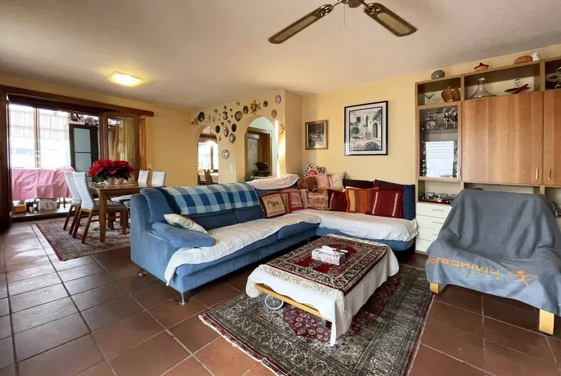 CASA BIFAMILIARE AMPLIABILE CON TERRAZZE A SALA CAPRIASCA, Foto 2