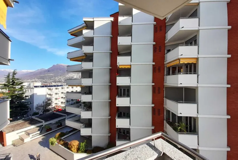 FOR RENT: BRIGHT 2.5-ROOM APT. WITH 2 TERRACES IN PARADISO, foto 9