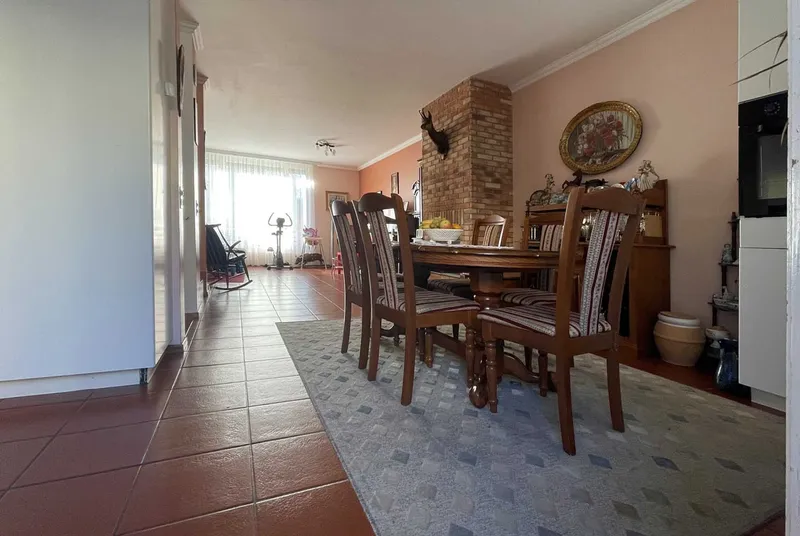 GRANDE CASA A SCHIERA 5.5 LOCALI CON GIARDINO A MASSAGNO, foto 4
