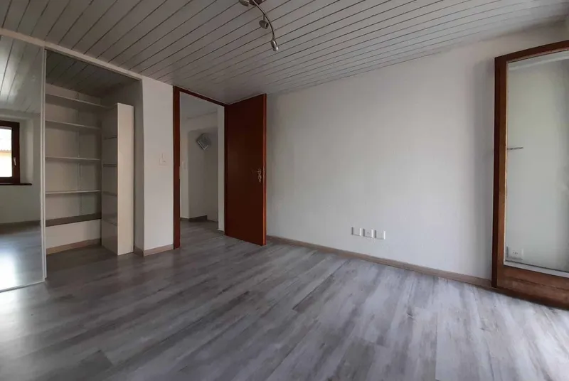 AFFITTASI CASA DI NUCLEO 3.5 LOCALI A BELLINZONA, Foto 9