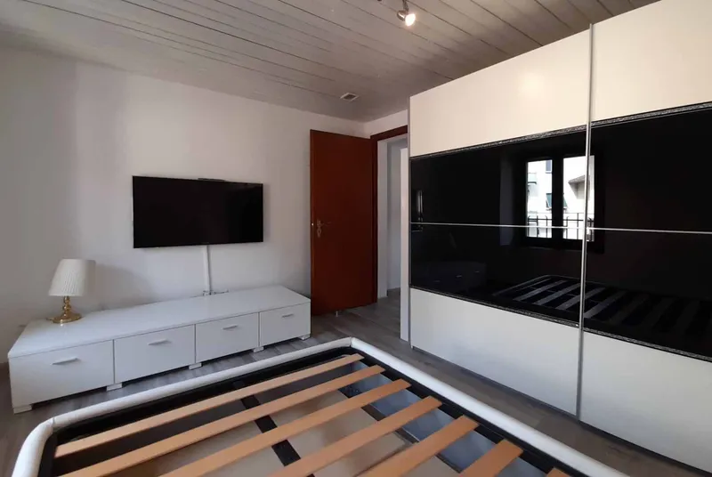 AFFITTASI CASA DI NUCLEO 3.5 LOCALI A BELLINZONA, Foto 10