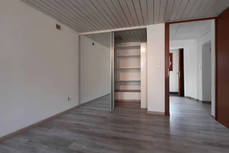 AFFITTASI CASA DI NUCLEO 3.5 LOCALI A BELLINZONA, Foto 8
