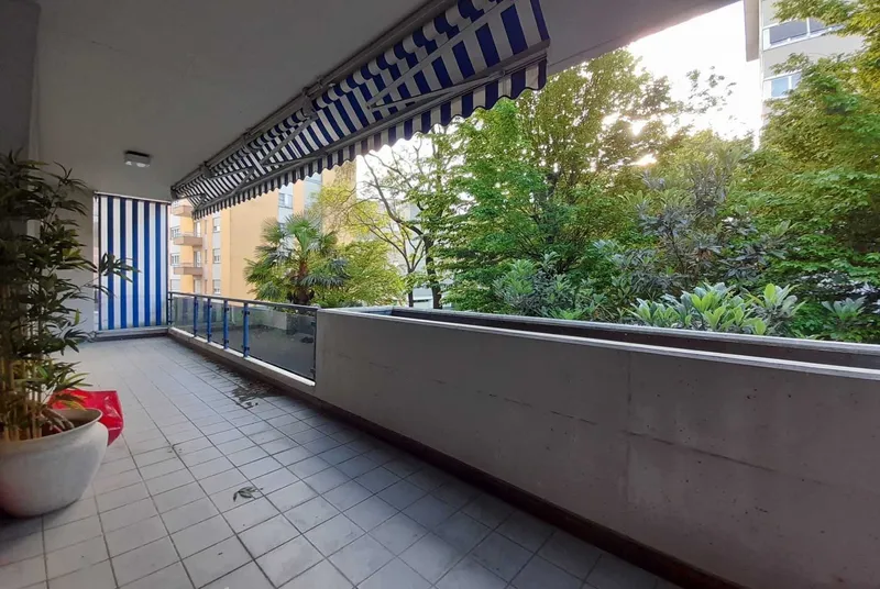 SPAZIOSO APPARTAMENTO 3.5 LOCALI CON AMPIA TERRAZZA A LUGANO, foto 2