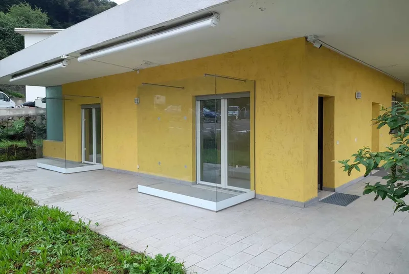 AFFITTASI DUPLEX 4 LOCALI MODERNO CON GIARDINO A CADENAZZO, foto 2