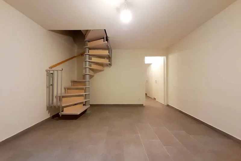 AFFITTASI DUPLEX 4 LOCALI MODERNO CON GIARDINO A CADENAZZO, foto 11