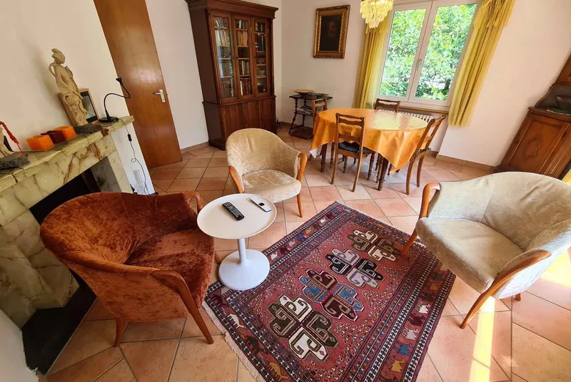 GRANDE CASA BIFAMILIARE CON TERRENO EDIFICABILE A PURASCA, foto 3