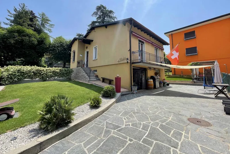 OCCASIONE - CASA UNIFAMILIARE CON AMPIO GIARDINO A MENDRISIO, Foto 2