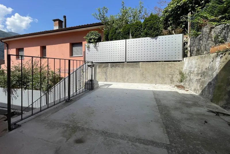 SPLENDIDA CASA DI 4.5 LOCALI RISTRUTTURATA A BELLINZONA, Foto 4