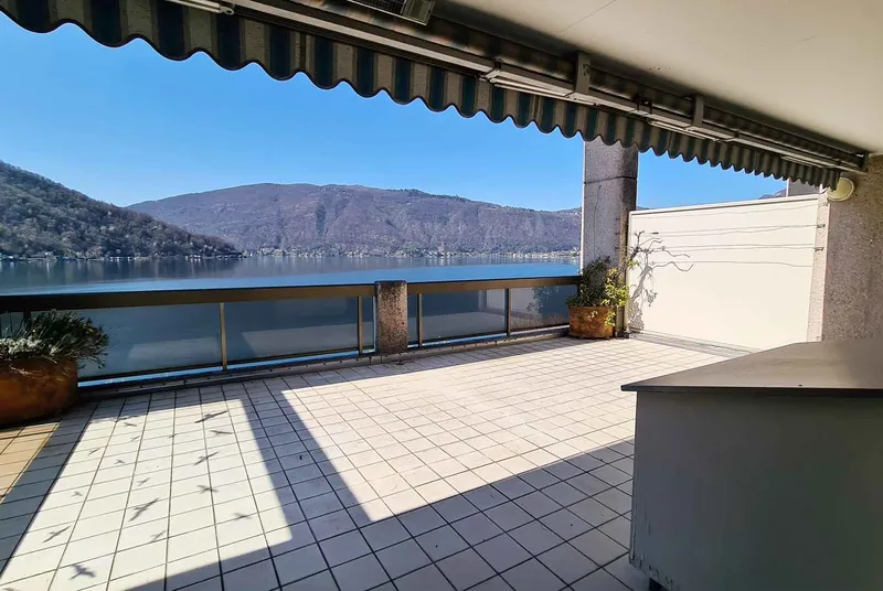 ATTICO DUPLEX VISTA LAGO 5.5 LOCALI FRONTE LAGO A MAROGGIA, Foto 2
