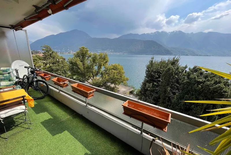 SPLENDIDO 3.5 LOCALI CON TERRAZZA FRONTE LAGO A MELIDE, Foto 2