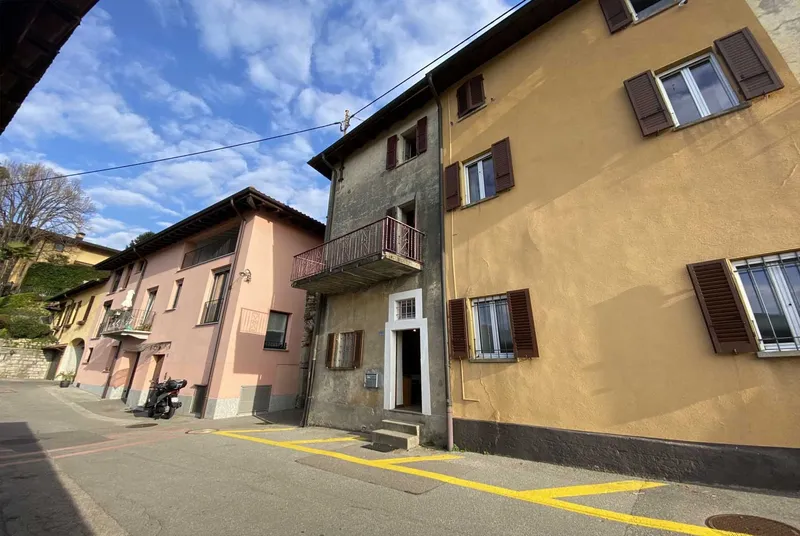 SOLEGGIATA CASA DI NUCLEO DA RISTRUTTURARE A SAVOSA, photo 2