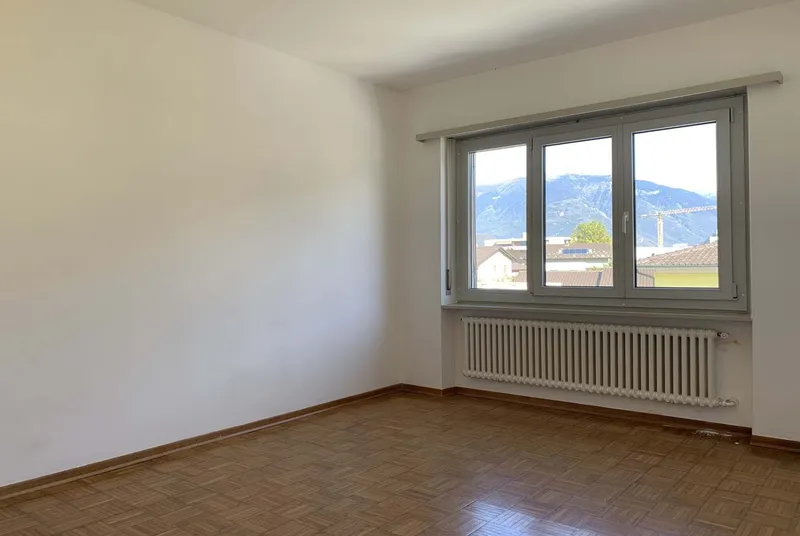 AFFITTASI AMPIO ATTICO 3.5 LOCALI CON TERRAZZA A GIUBIASCO, photo 4