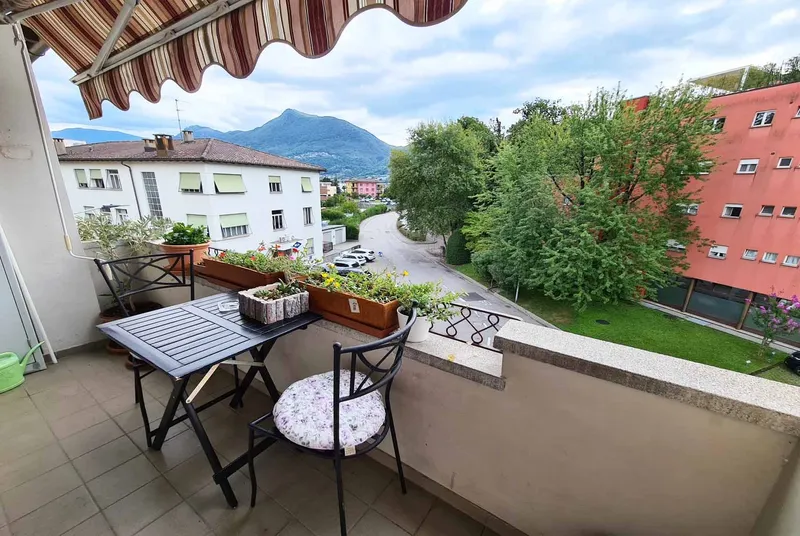 AFFITTASI AMPIO ATTICO 3.5 LOCALI CON TERRAZZA A MASSAGNO, foto 4