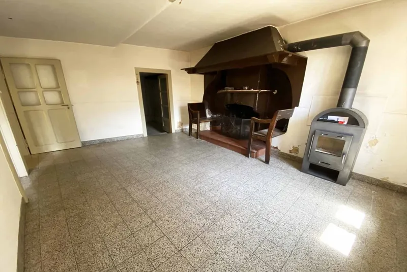 OCCASIONE - GRANDE CASA DI NUCLEO DA RISTRUTTURARE A SONVICO, photo 2