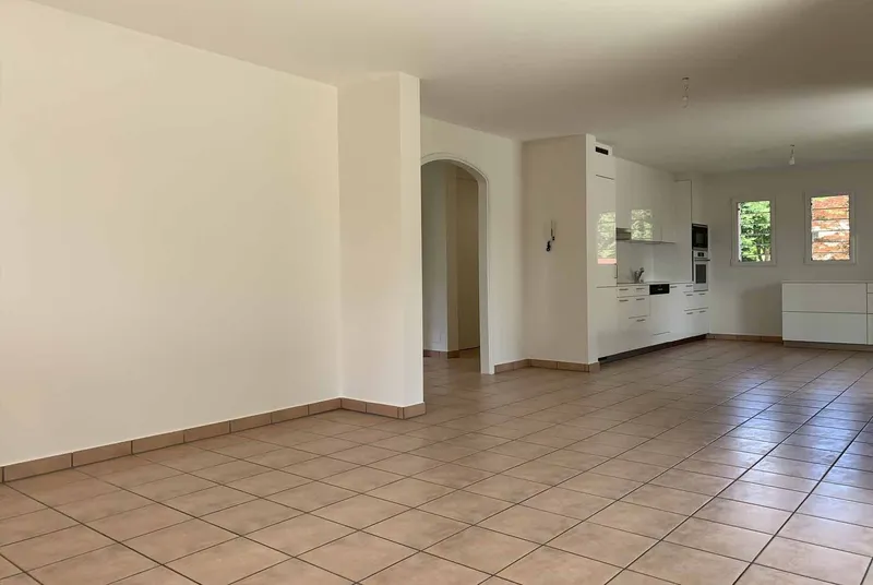 BELLISSIMA VILLETTA INDIPENDENTE 5.5 LOCALI A MEZZOVICO, foto 11