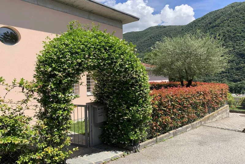 BELLISSIMA VILLETTA INDIPENDENTE 5.5 LOCALI A MEZZOVICO, foto 3