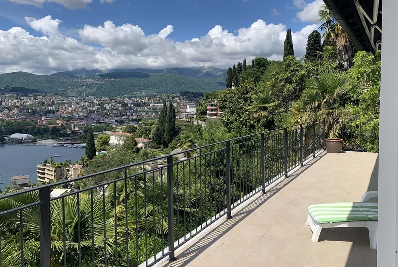 VILLA DI PRESTIGIO CON VISTA STUPENDA A LUGANO CASTAGNOLA, photo 9