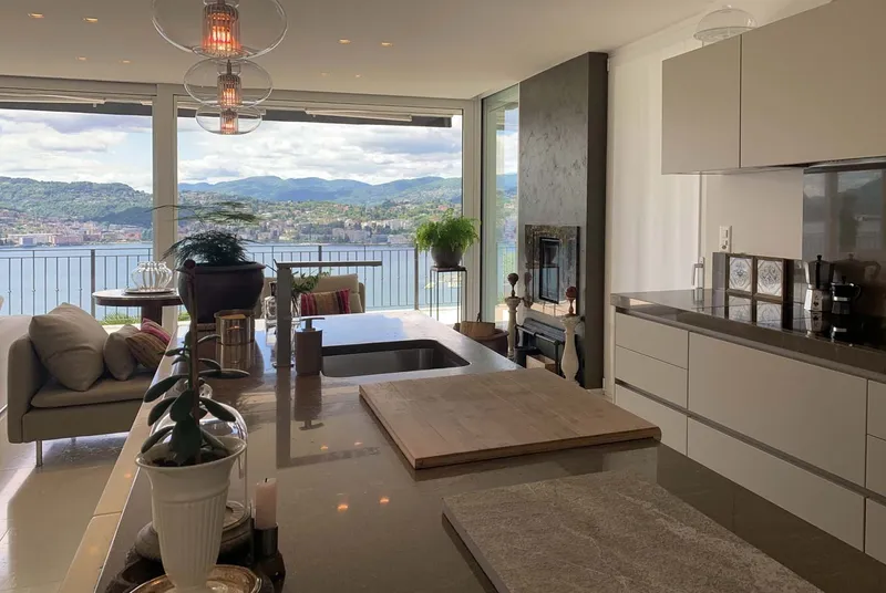 VILLA DI PRESTIGIO CON VISTA STUPENDA A LUGANO CASTAGNOLA, photo 6
