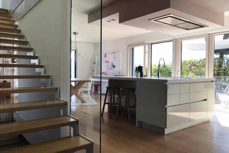 CASA INDIPENDENTE CON GIARDINO E TERRAZZE VISTA LAGO A PURA, foto 3