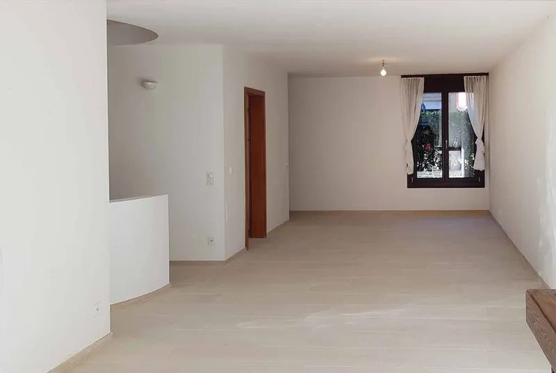CASA INDIPENDENTE 5.5 LOCALI CON GIARDINO A CASLANO, Foto 6