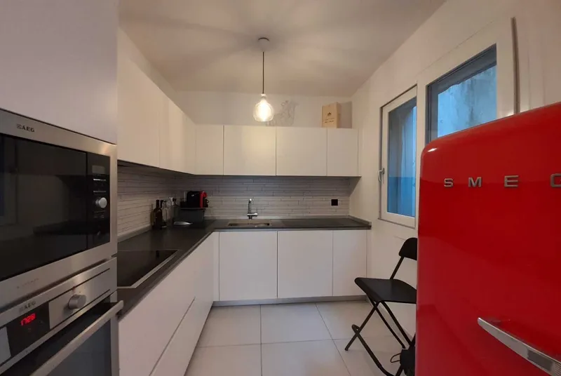 AFFITTASI MODERNO 2.5 LOCALI CON TERRAZZA A PARADISO ALTA, foto 4