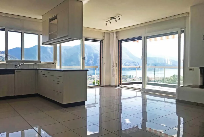 AFFITTASI ATTICO 4.5 CON TERRAZZA VISTA LAGO A MASSAGNO, foto 2