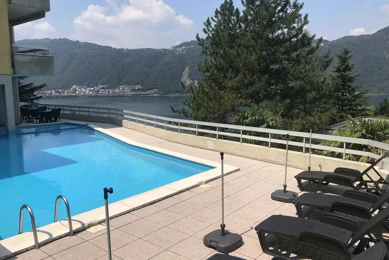 APPARTAMENTO 2.5 LOCALI VISTA LAGO CON PISCINA A BISSONE, foto 10