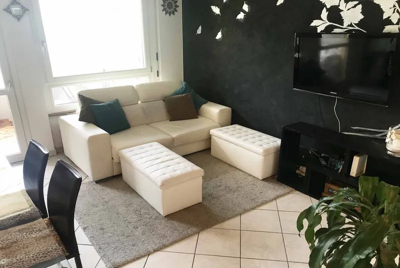 APPARTAMENTO 2.5 LOCALI VISTA LAGO CON PISCINA A BISSONE, foto 6