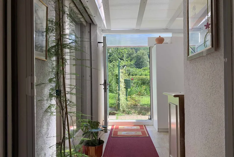 AMPIO E LUMINOSO 2.5 LOCALI CON GIARDINO E PISCINA RESIDENZI, foto 1