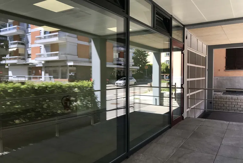 NEGOZIO IN AFFITTO ZONA UNIVERSITARIA A LUGANO, foto 2