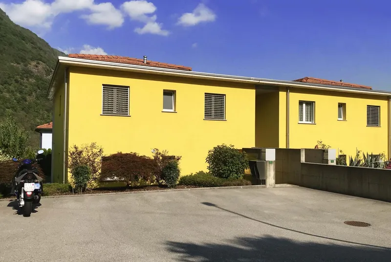 CASA MODERNA DI 5.5 LOCALI CON GIARDINO PRIVATO A SIGIRINO, foto 2