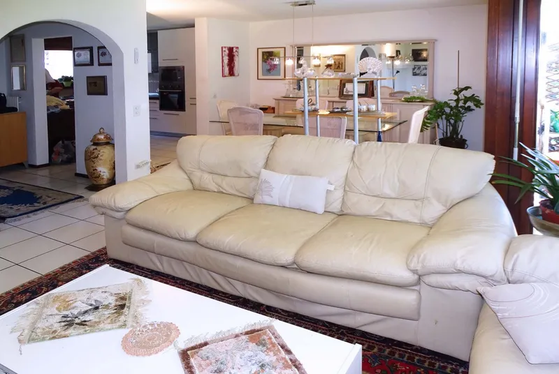 CASA 5.5 LOCALI CON GIARDINO E SPA A MORBIO INFERIORE, Foto 3