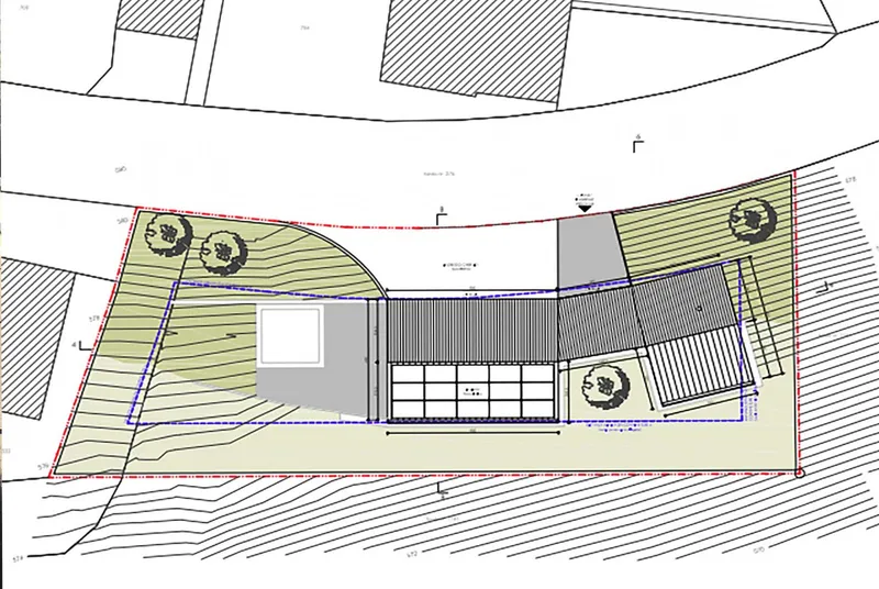 TERRENO EDIFICABILE CON LICENZA PER REALIZZARE UNA VILLA A C, Foto 4