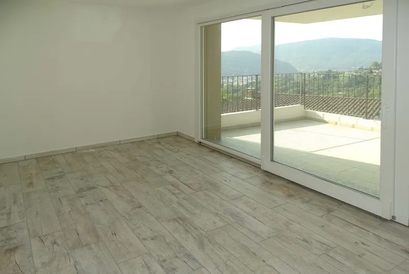 APPARTAMENTO 3.5 LOC. NUOVO E MODERNO CON VISTA LAGO A NEGGI, Foto 9
