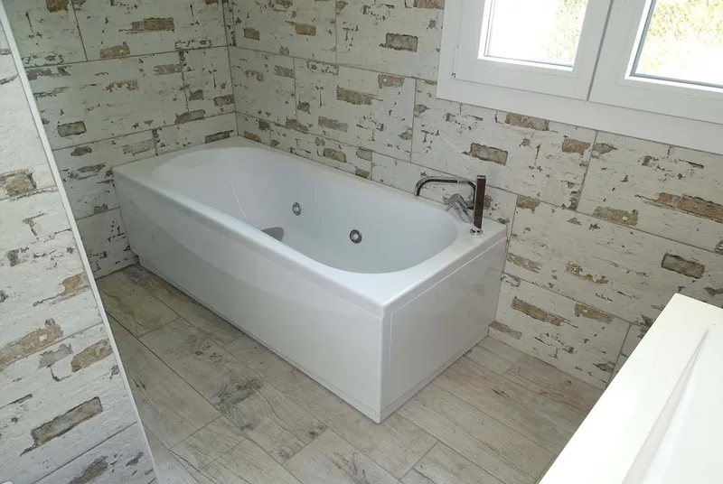 APPARTAMENTO 3.5 LOC. NUOVO E MODERNO CON VISTA LAGO A NEGGI, Foto 12