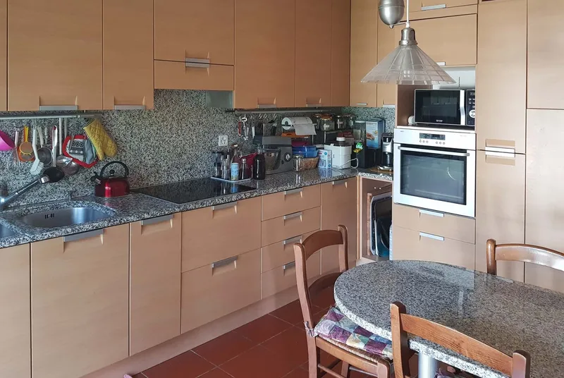 CASA 5.5 LOCALI, GIARDINO E VISTA APERTA A PREGASSONA ALTA, photo 5