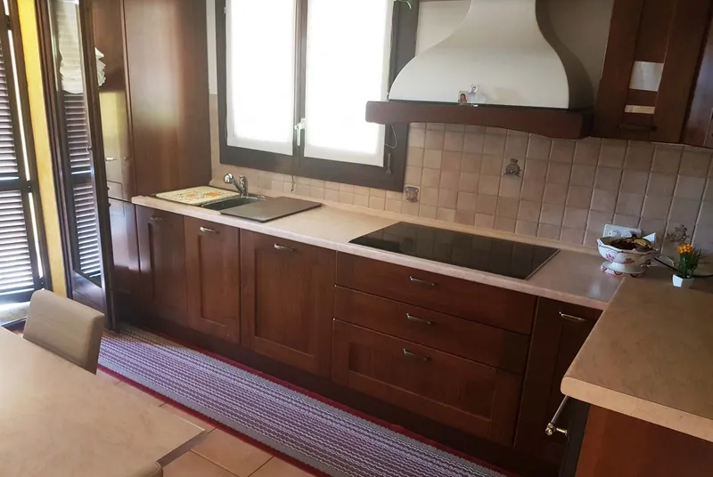 BELLA CASA DI 5.5 LOCALI CON VISTA E GIARDINO A PONTE TRESA, foto 8