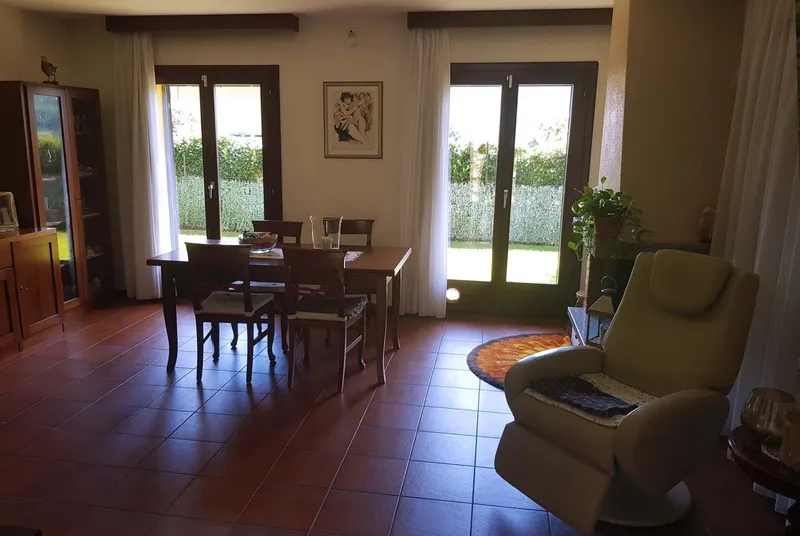 BELLA CASA DI 5.5 LOCALI CON VISTA E GIARDINO A PONTE TRESA, foto 6