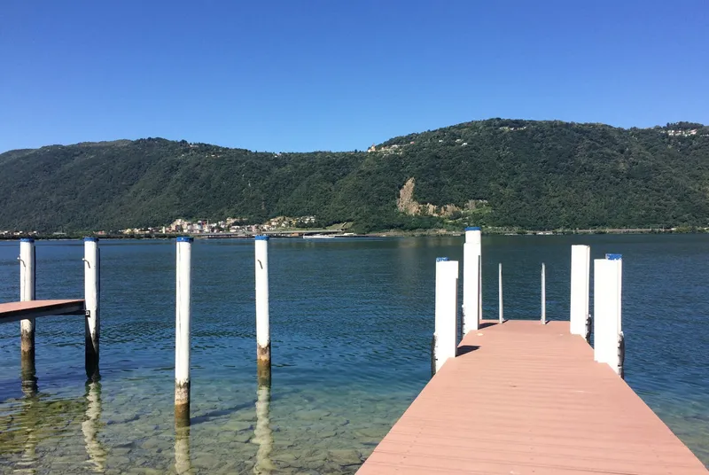 2.5 LOCALI VISTA LAGO COMPLETAMENTE RISTRUTTURATO CON TERRAZ, Foto 9