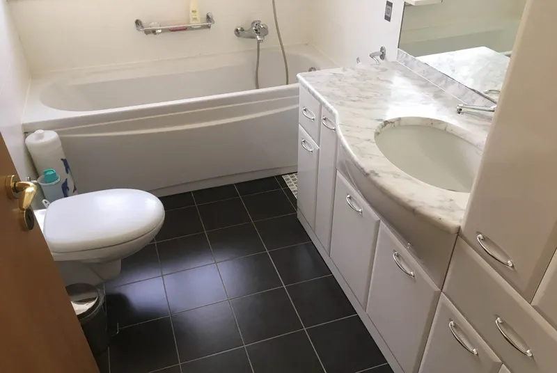 AMPIA CASA 5.5 LOCALI CON TERRAZZO E GIARDINO A PURA, foto 11