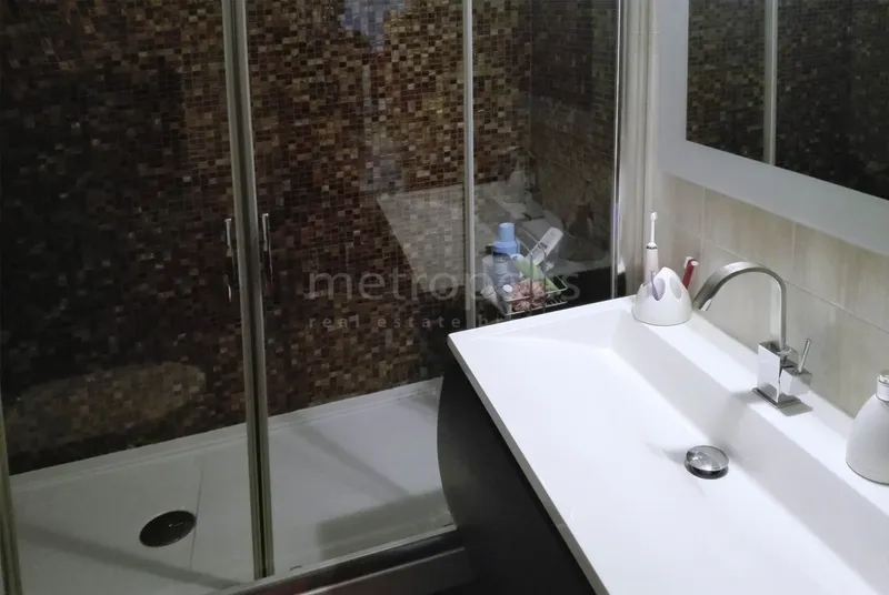 AMPIO APPARTAMENTO 4.5 LOCALI CON TERRAZZA A LUGANO MASSAGNO, Foto 9