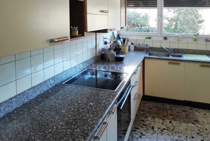 VILLA BIFAMILIARE CON VISTA PANORAMICA SUL LAGO A PONTE TRES, photo 6