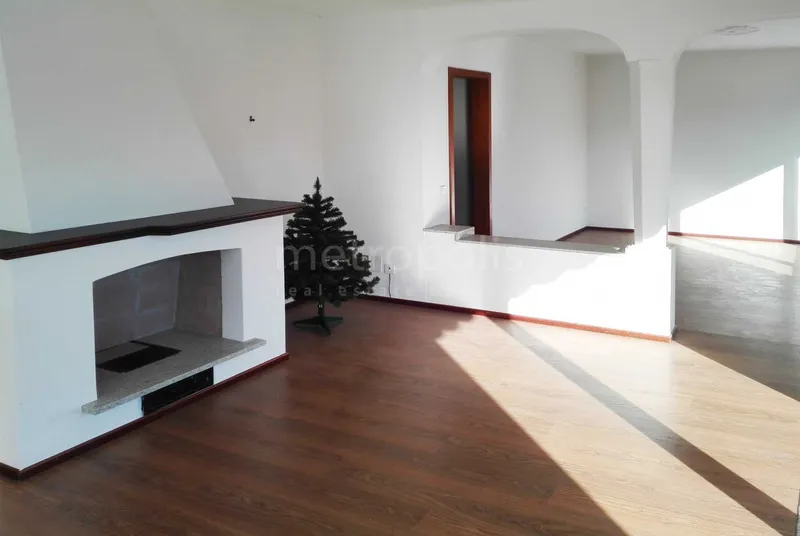 VILLA BIFAMILIARE CON VISTA PANORAMICA SUL LAGO A PONTE TRES, photo 9
